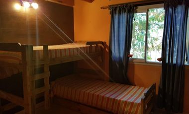 Casa venta 5 dormitorios 2 baños 1 cochera 700 mts2 totales - Costa Del Este