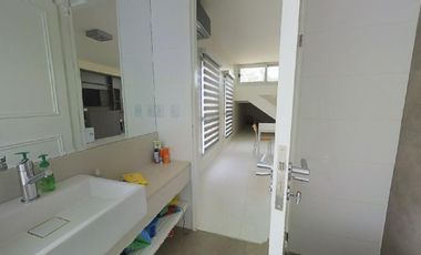 Triplex  4 Dormitorios en Venta Belgrano con pileta cubierta y parrilla