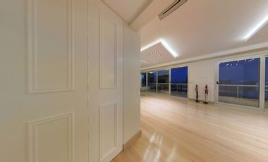 Triplex  4 Dormitorios en Venta Belgrano con pileta cubierta y parrilla