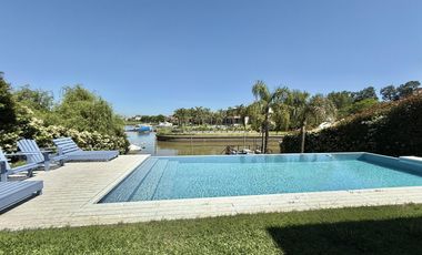 Casa en El Yacht