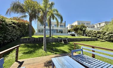 Casa en El Yacht