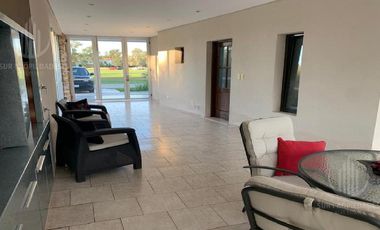 Canning  Casa Venta Saint Thomas Este 4 ambientes Canning