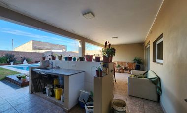 Moderna casa en venta B° Villa Talleres