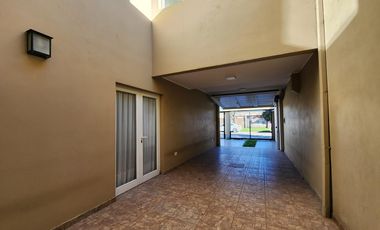 Moderna casa en venta B° Villa Talleres