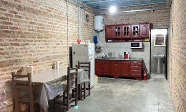 Importante Galpón en Morón Sur