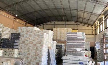 Importante Galpón en Morón Sur