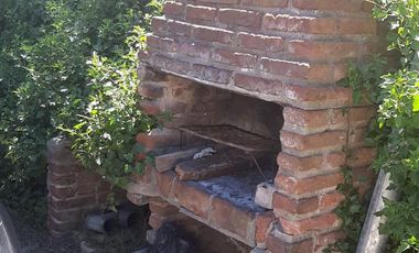 Casa en venta - 3 dormitorios 1 baño - 420 mts2 - Camet