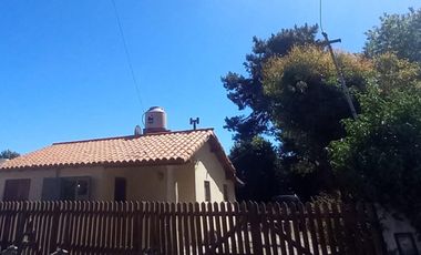 Casa en venta - 3 dormitorios 1 baño - 420 mts2 - Camet