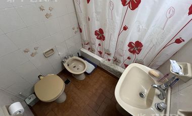 Venta de PH de 3 ambientes con cochera en Bernal Oeste