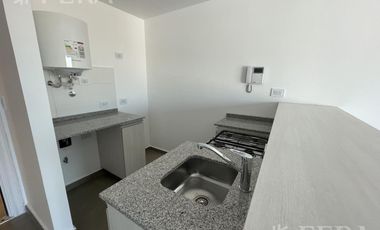 Venta de Departamento monoambiente con balcón en Wilde