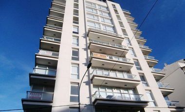 Venta Departamento de 4 ambientes cochera doble. Güemes, Mar del Plata