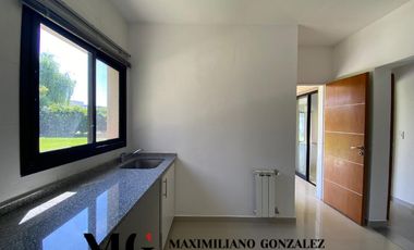 Casa en venta, 5 ambientes - Los Naranjos, Esteban Echeverría
