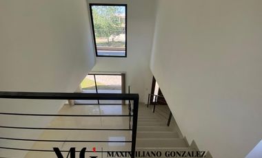 Casa en venta, 5 ambientes - Los Naranjos, Esteban Echeverría