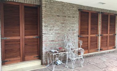 Casa  venta - 3 Dormitorios   2.230Mts2 - Venado Tuerto, General López, Santa Fe