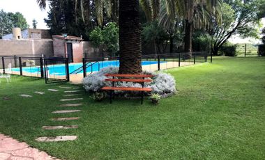 Casa  venta - 3 Dormitorios   2.230Mts2 - Venado Tuerto, General López, Santa Fe