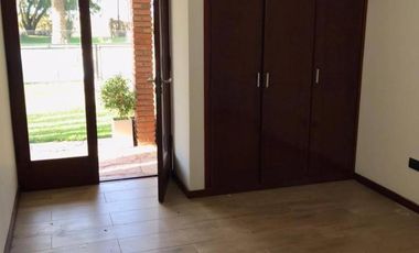 Casa  venta - 3 Dormitorios   2.230Mts2 - Venado Tuerto, General López, Santa Fe