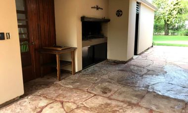 Casa  venta - 3 Dormitorios   2.230Mts2 - Venado Tuerto, General López, Santa Fe