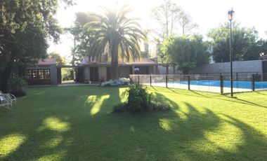Casa  venta - 3 Dormitorios   2.230Mts2 - Venado Tuerto, General López, Santa Fe