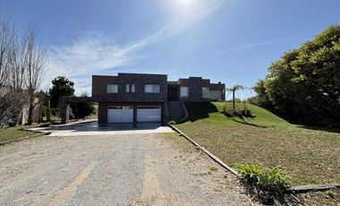 Casa en Alquiler - Residencial I Lote 648 de Costa Esmeralda - Cul de sac