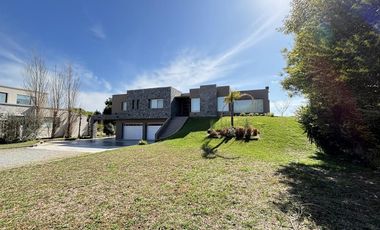 Casa en Alquiler - Residencial I Lote 648 de Costa Esmeralda - Cul de sac