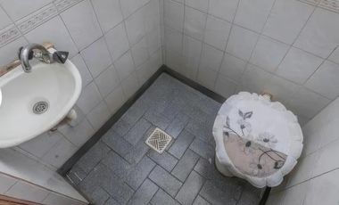 Casa en venta - 4 Dormitorios 2 Baños - Cocheras - 300Mts2 - La Matanza