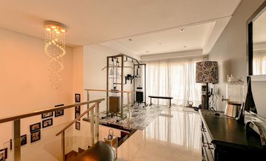 Importante Chalet divino rostro