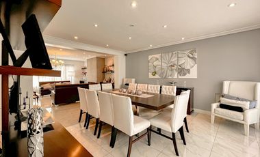 Importante Chalet divino rostro
