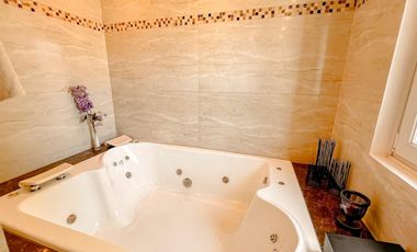 Importante Chalet divino rostro