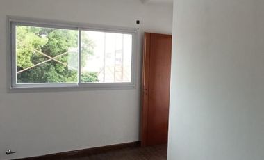 Dúplex en venta - 2 Dormitorios 2 Baños - Cochera - 145Mts2 - Ringuelet