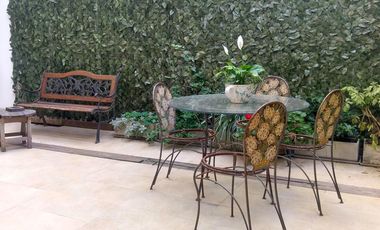 Excelente 4 amb. con dependencia patio y balcon en Palermo/Cañitas