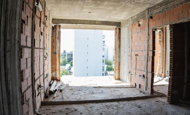 Departamento venta -2 dormitorios 2 baños  - 71 mts 2 totales - La Plata-pozo-emprendimiento.