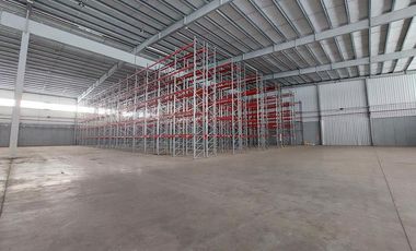 Alquiler - Depósito 8000m2 - Gral. Pacheco - 2.200 posiciones de racks instaladas