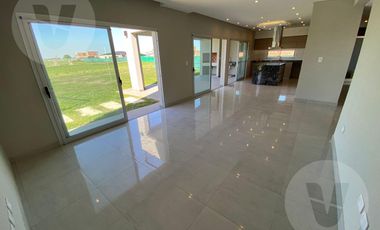 Casa en venta y alquiler  - Barrio El Rebenque, Canning