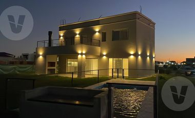 Casa en venta y alquiler  - Barrio El Rebenque, Canning