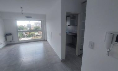 Amplio ambiente en Alquiler
