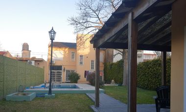 CHALET EXCELENTE ESTADO AMPLIO PARQUE