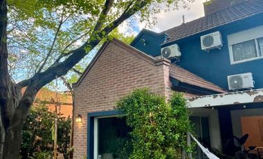 Casa en venta - 3 Dormitorios 4 Baños - Cochera - 813Mts2 - Benavidez