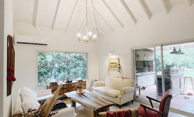 Casa en venta - 3 Dormitorios 4 Baños - Cochera - 813Mts2 - Benavidez
