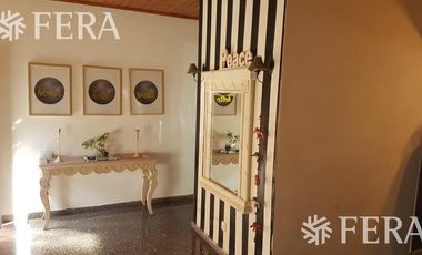 Casa de 5 ambientes con patio con parrilla en Dock Sud (28707)