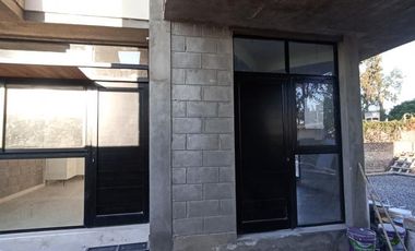 Dúplex en venta de 2 dormitorios c/ cochera en Guadalupe