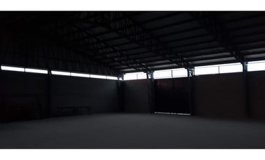 GALPON EN ALQUILER 2000 m2, NEUQUEN