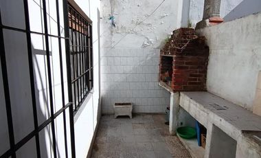 |DEPARTAMENTOS 3 Y 2 AMB PB| |DOS CUADRAS DEL MAR| |OPORTUNIDAD|