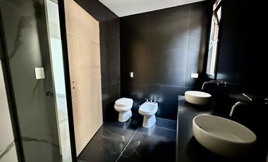Venta departamento 3 ambientes en Parque Leloir (3ºB)