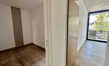 Venta departamento 3 ambientes en Parque Leloir (3ºB)