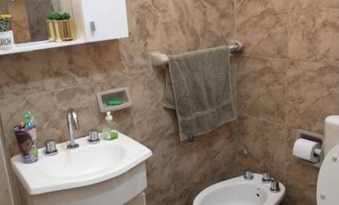 Casa en venta - 2 dormitorios 1 baño - patio - 370 mts2 - Burzaco