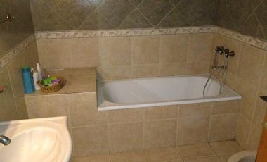 Chalet en Venta Cond en Quilmes Oeste