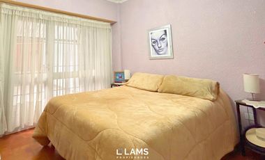 Departamento en 2 ambientes en venta Punta Mogotes - Patio y Cochera - Frente al mar