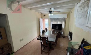 casa 3 ambientes con cochera APTO CREDITO