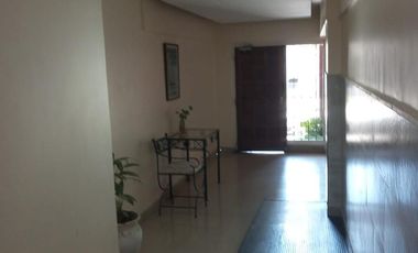 Venta excelente!!! Departamento de tres ambientes al frente con balcón en Villa Urquiza