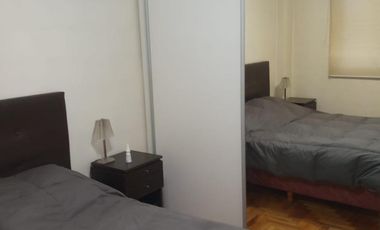 Venta excelente!!! Departamento de tres ambientes al frente con balcón en Villa Urquiza